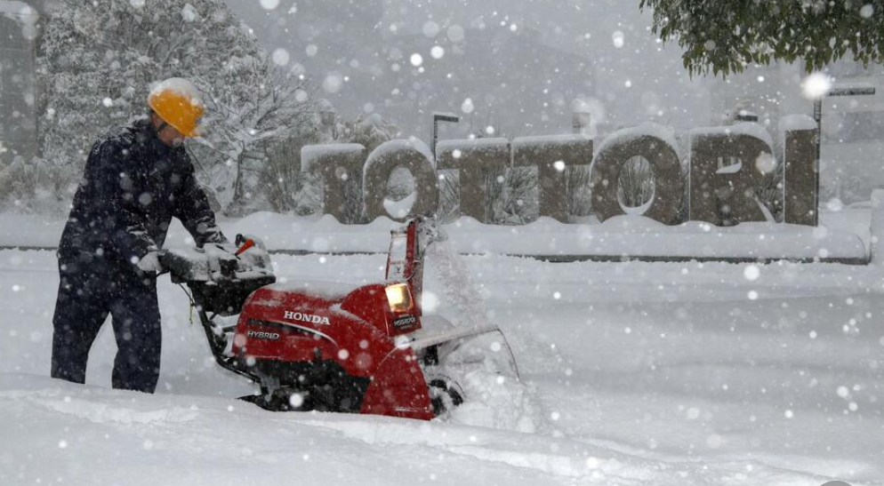 ヤマトや郵便、配達遅れ　大雪で交通規制